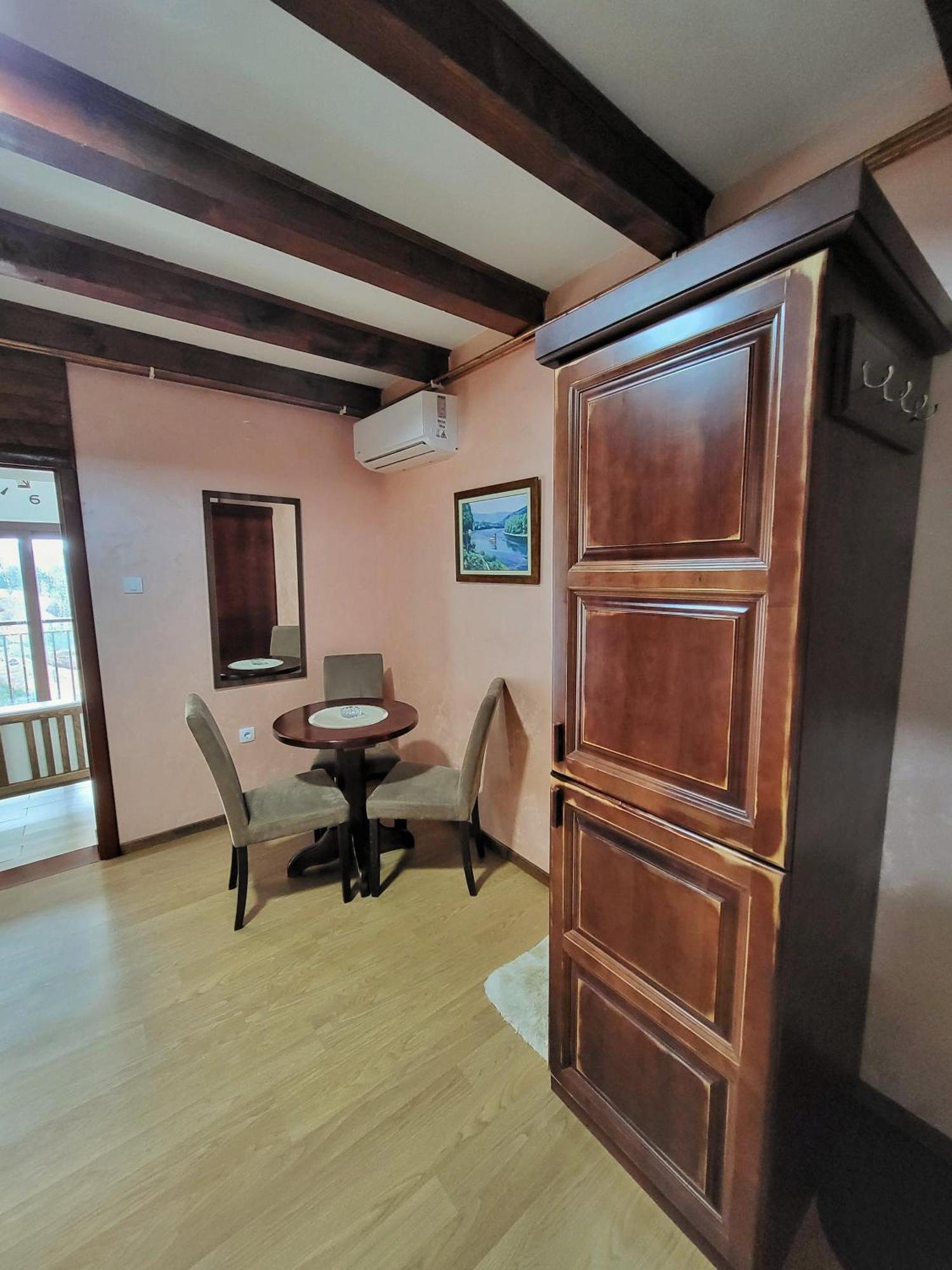 Apartmani Tarsko Jezero Zaovine Номер фото